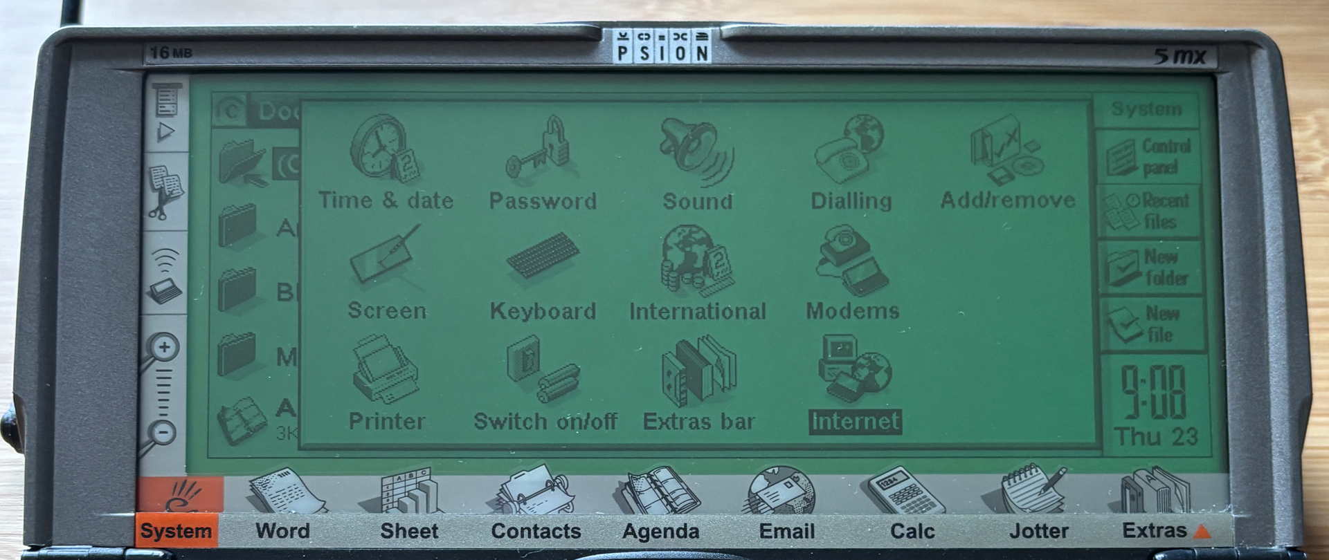 5mx with backlight. Image © 2025, Tony Smith (@smittytone). All rights reserved