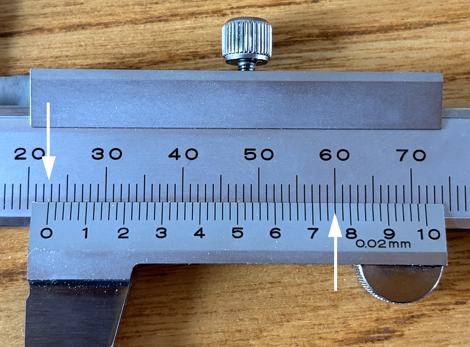 Reading Vernier callipers. Image © 2025, Tony Smith (@smittytone). All rights reserved.